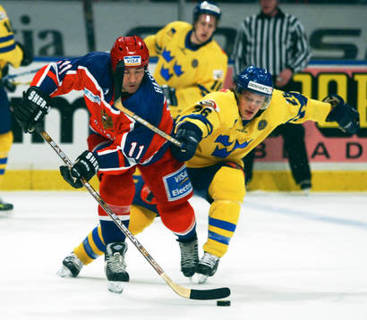 Samuel Påhlsson, Sverige och Tony Virta, Ryssland