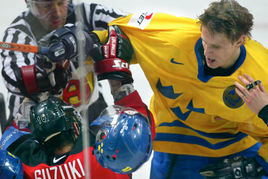 Jonathan Hedström, Sverige och Takahito Suzuki, Japan
