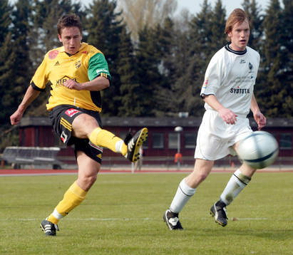 Jimmie Augustsson skjuter