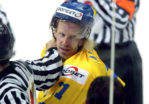 Daniel Alfredsson, upprörd