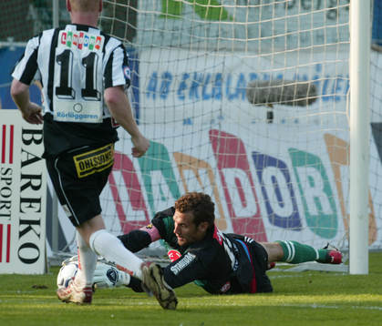 Denna gången räddar Andreas Isaksson framför Jörgen