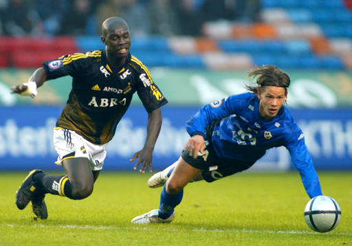 Pa-Mpdou Kah, AIK och Dusan Djuric, Halmstad