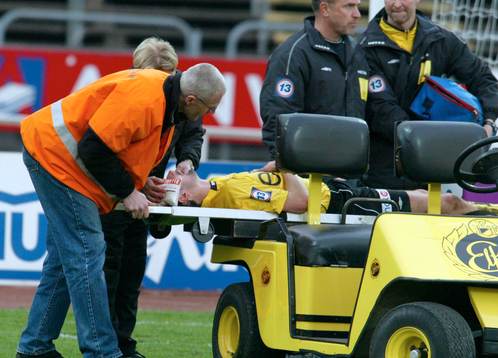 ??, Elfsborg utburen på bår (Skada, Bår)