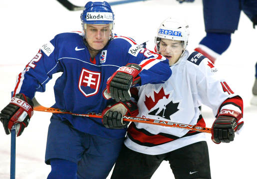 Matt Cooke, Kanada och Juraj Stefanka, Slovakien