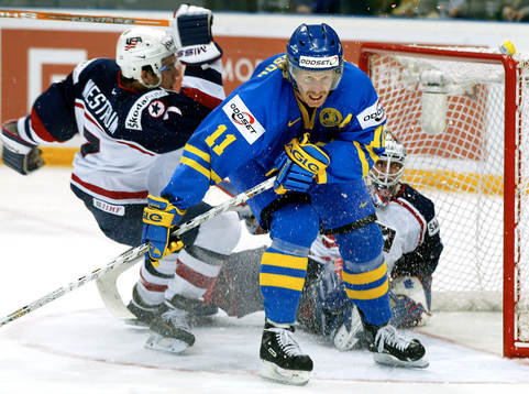 Daniel Alfredsson, Sverige och Erik Westrum, USA