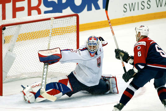 Andy Roach, USA (Straff) Jan Lasak, Slovakien (Målvakt)