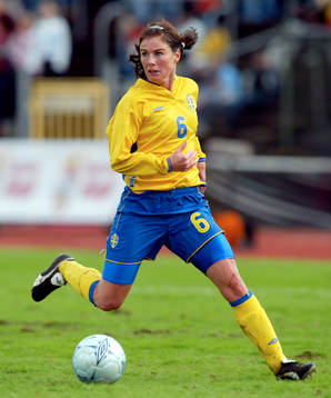 Malin Moström, Sverige