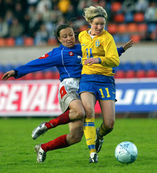 Victoria Svensson, Sverige och Ivana Ivanovic, Serbien