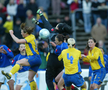 Fotboll, EM-kval, Sverige - Serbien/Montenegro