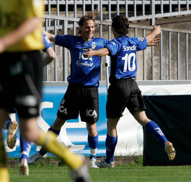 Markus Rosenberg, Halmstad grattas av Sharbel Touma
