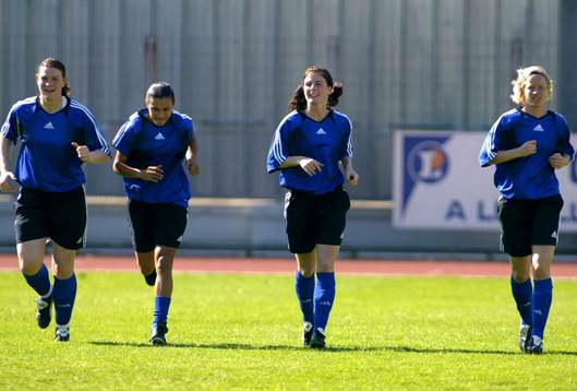 Caroline Jönsson (målvakt), Sverige och Marta da Silva,