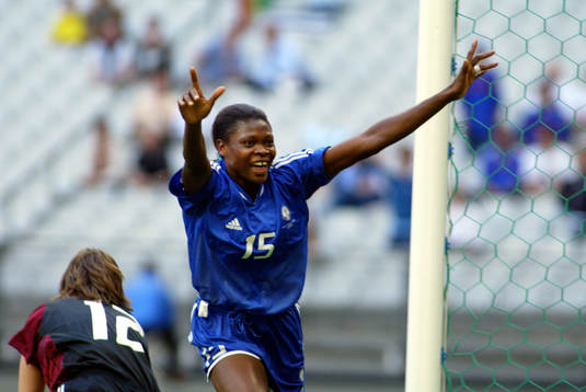 Mercy Akide (jubel)