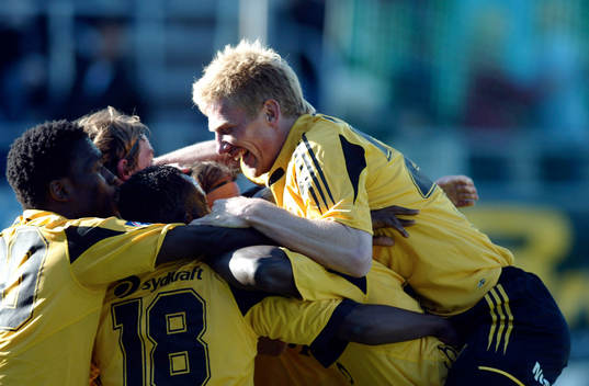 Mattias Moström, AIK  (Jubel)