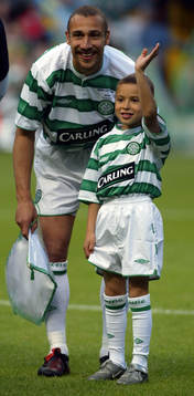 (Henrik Larssons sista match för Celtic) Henrik Larsson
