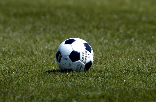 Fotboll, gräs