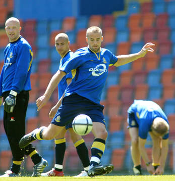 Olof Mellberg, Magnus Hedman, målvakt och Henrik Larsson,