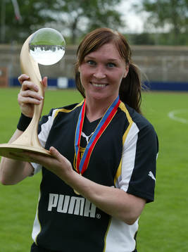 Frida Östberg, Umeå med pokalen