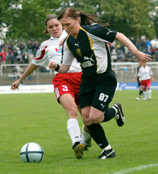 Frida Östberg, Umeå och Louise Hansen, Frankfurt