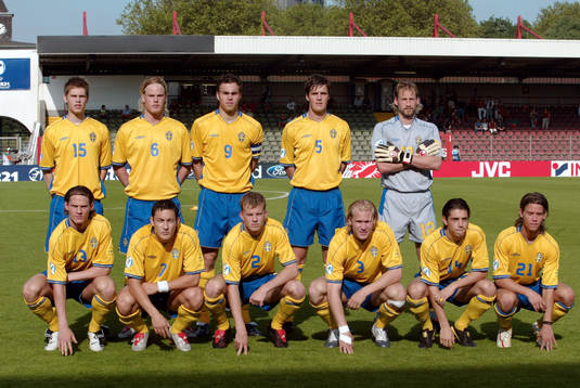 Fotboll, U21, EM, Sverige, lagbild. Bakre raden fr v; Johan