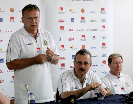 Jonas Nystedt (Presschef), Magnus Forsblad (läkare)och