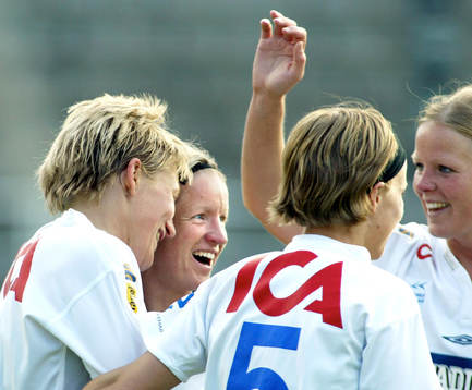 Kristin Bengtsson och Victoria Svensson, Djurgården, jubel