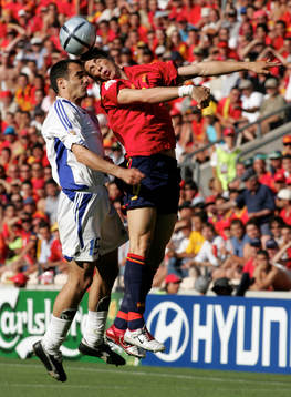 Mihalis Kapsis, Grekland och Fernando Torres, Spanien