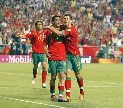 Rui Costa , Portugal jublar med Cristiano Ronaldo