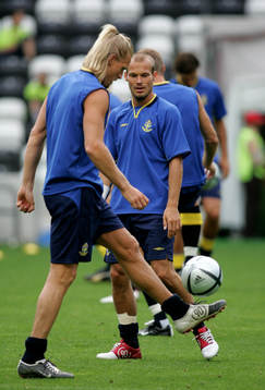 Johan Mjällby och Fredrik Ljungberg