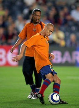 Ronaldinho och Henrik Larsson, Barcelona, Uppvärmning