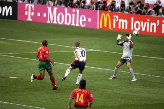 Michael Owen, England gör 0-1