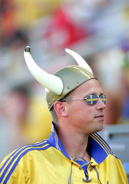 Supporter, viking, hjälm, solglasögon