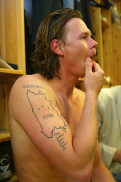 Segerskytten Andreas Yngvessons senaste tatuering