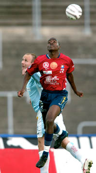 Ailton Almeida, Örgryte. Nickduell