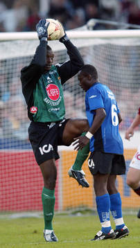 Demba Touray, målvakt, Djurgården i mot Yaw Preko