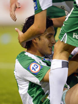Pablo Pinones-Arce, Hammarby gratuleras