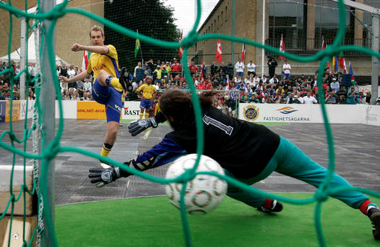 Idag startar VM för hemlösa i Göteborg. Sverige spelade