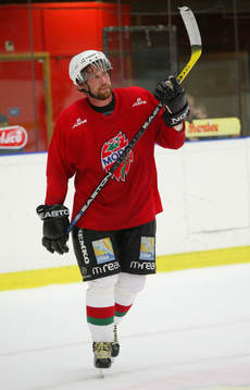 Peter Forsberg på is-träning med Modo