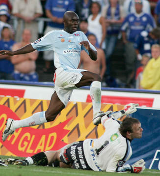 Joseph Elanga, Malmö Fredrik Persson, målvakt, Trelleborg