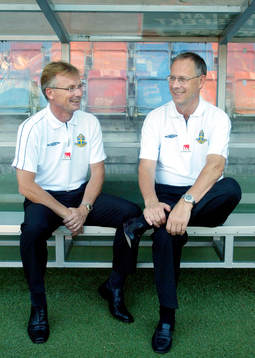 Roland Andersson och Lars Lagerbäck, förbundskapten,