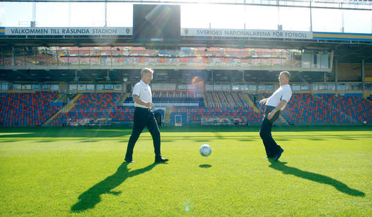 Roland Andersson och Lars Lagerbäck, förbundskapten,