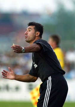 Edmond Lutaj, tränare, Assyriska