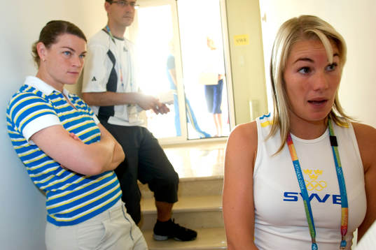Sverige - Japan: Hanna Marklund och Caroline Jönsson