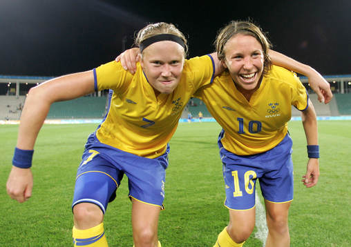 Sara Larsson och Hanna Ljungberg ska göra en "Hulken"