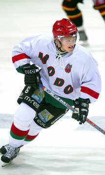 Tommy Enström, Modo