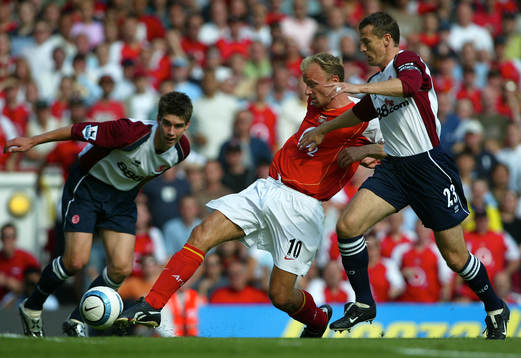 Dennis Bergkamp, Arsenal och Colin Cooper, Middlesbrough