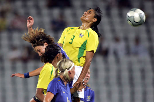 Hanna Ljungberg, Sverige och Monica, Brasilien