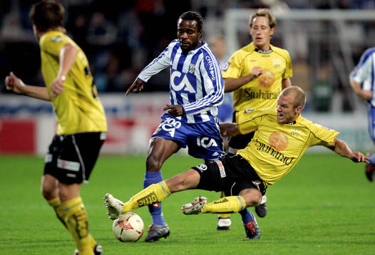 Martin Andersson, Elfsborg kastar sig framför Peter Ijeh,