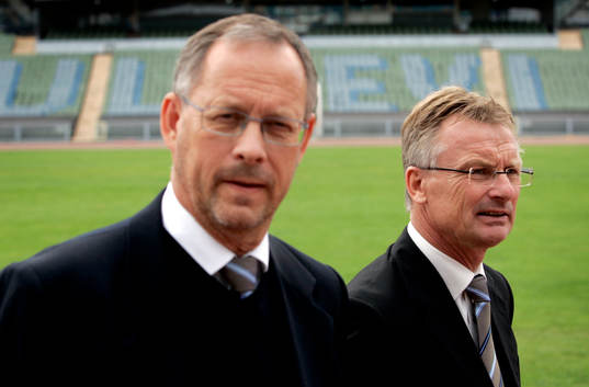 Sveriges tränare Lars Lagerbäck och Roland Andersson