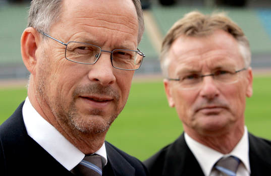 Sveriges tränare Lars Lagerbäck och Roland Andersson