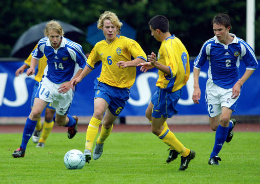 Viktor Nicklasson, Sverige